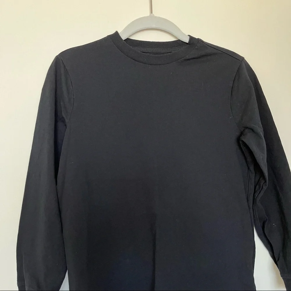 Boys Old Navy Long Sleeve Tee